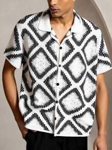 Manfinity RSRT Men's Geometric Pattern Short Sleeve Casual Single-Breasted Knit Sweater Men Crochet Top Vintage Shirt Men - Multicolor - View 3