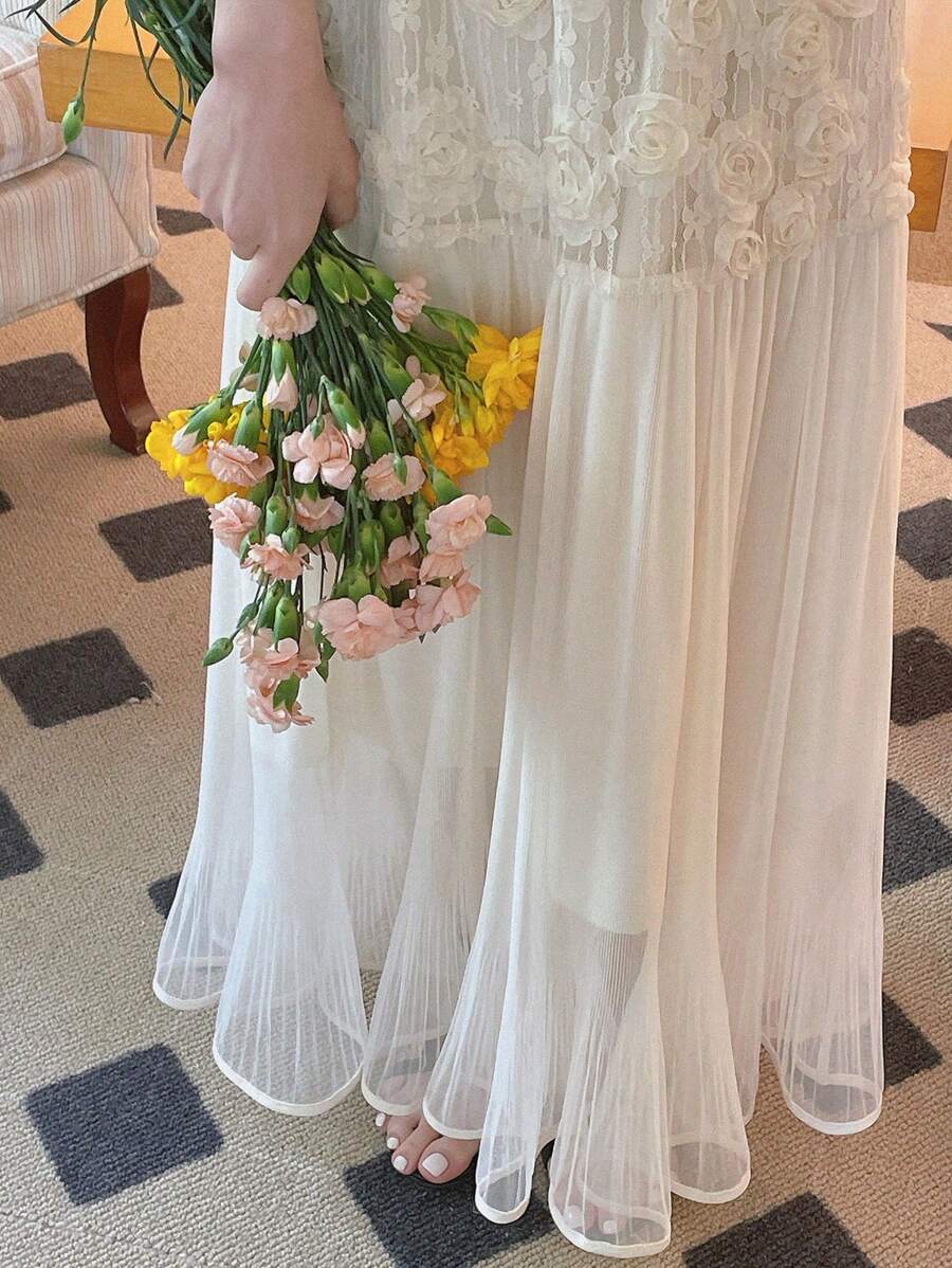 DAZY 3D立体花卉装饰弹力腰褶皱雪纺A字裙，休闲女装 - 杏色 - 查看 1