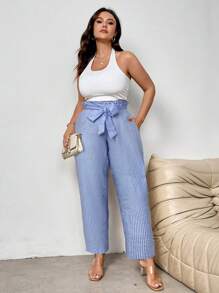 Firerie Elegante Büro Stoffhose in Große Größen mit Raffung, Bindedetail in Taille, elastischer Bund mit Taschen und verjüngtem Bein/Lässige Stoffhose mit Bindung in Karomuster - Blau-Weiß - Übersicht 5