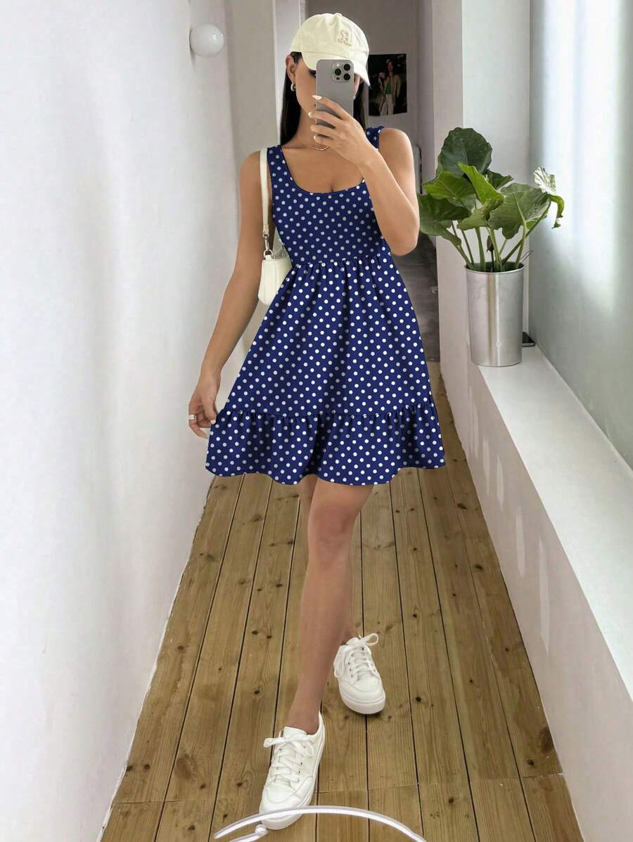 SHEIN Unity 女式圆点印花荷叶边下摆圆领无袖迷你连衣裙 - 藍白色 - 查看 1