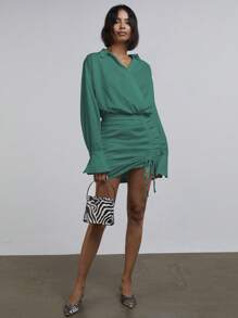 Athîral Vestido curto casual feminino de cor sólida, manga comprida e cordão na bainha - Verde - Ver 3