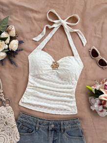 Soleia 度假 V 领花朵金属扣带白色针织纹理修身女式背心，适合音乐节、波西米亚风、度假、约会、下午茶 - 白色 - 查看 6