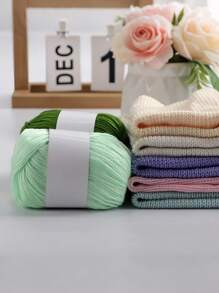 6 pièces/set (même couleur) Fil à tricoter en mélange de soie de luxe, doux. Convient pour les pulls et les écharpes. Fibres premium pour le crochet et l'artisanat. Fil en fibre de lait pour les pulls, les écharpes et les DIYs (6 pièces = 300 g)
