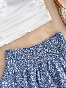 SHEIN 少女春夏海滩邮轮度假节针织前扭结褶皱修身上衣和宽松 A 字形荷叶边覆盖层层叠裙，适合约会、海滩度假装 - 藍白色 - 查看 4