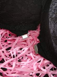 SHEIN 性感浪漫休闲舒适前扣蕾丝加大码钢圈文胸，提升和增强，支撑性强，1 件 - 黑色 - 查看 6