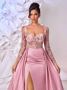 Glamrae Đầm maxi dáng đuôi cá sang trọng, thanh lịch với chất liệu satin đính cườm và sequin màu ngọc lục bảo, cổ áo hình trái tim, tay áo xuyên thấu, xẻ tà cao và bèo nhún cỡ lớn, thích hợp cho dạ hội, tiệc tùng, đám cưới hoặc ngày Valentine. - Màu Hồng baby - Xem 2