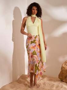 Opulessa Women Solid Color Fitted Sleeveless Halter Crop Top - Yellow - View 8