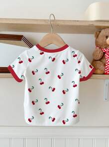 SHEIN かわいいチェリー柄レトロスタイルパッチワーク ラウンドネック 半袖Tシャツ、カジュアルでキュートな夏の女の子向けトップス - マルチカラー - チェックする 3