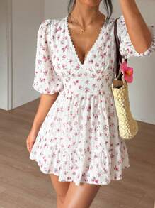 Sunnyshic Váy dài tay xếp ly cổ chữ V họa tiết hoa màu hồng, viền eo, viền xếp ly, phong cách Châu Âu ngọt ngào và lãng mạn, mùa xuân/hè nghỉ dưỡng - Hồng - Xem 5