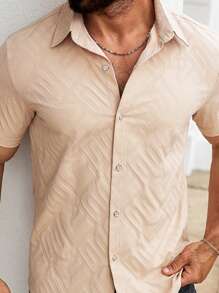 Manfinity Homme Men's Casual Short Sleeve Geometric Pattern Shirt - Khaki - View 4