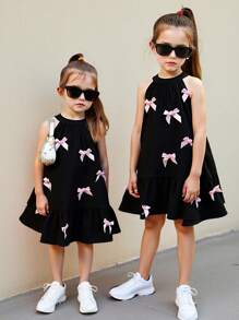 SHEIN Young Girl Woven Sleeveless Midi A-Line Cake Dress With Pink Bow Decor,Summer 7th Birthday Princess Party Wear,Mom & Daughter Matching Family Outfits - Black - View 3