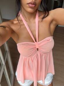 SHEIN PETITE Parte superior de tirante con volantes, bajo con volantes y nudo en el cuello de tela con textura de pliegues. Elegante, romántico y lindo atuendo casual para mujeres de talla pequeña, apropiado para la playa y las vacaciones