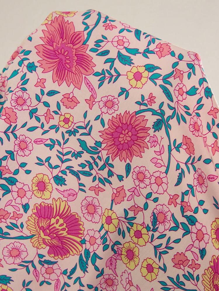 Plus Size Floral Allover Print Dress, Casual Resort Wear, Simple And Fashion Style, Suitable For Summer,Casual Holiday Style, Casual Holiday Outfits, Summer Fashion, Women's Summer Outfits, Mother's Day Outfits, Country Concert Outfits, Women's Boho Outfits, Women's Western Outfits, Women's Holiday Outfits, Women Summer Clothing Women Plus Clothing Business Casual Woman S Summer Clothes Women Plus Clothing Formal