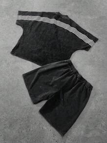 Manfinity Streetrush 2pcs Men Casual Set, Includes Loose Bat Wing Short Sleeve Top With High Collar & Stripe/Star Pattern And Elastic Waist Cotton Shorts, Suitable For Street, Sports, Vacation, School, Daily Commute, Great Gift Idea For Boyfriends/Husbands, Unisex Couple Outfit 2 Pieces Set Men Short Men Sports Shorts Set Short Set Male Shorts Set Men Shorts 2 Pieces Set