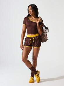 Hanevo 2pcs/Set Summer Knitted Contrast Color Asymmetrical Neck Top And Shorts Fashion Set Sportwear For Daily Wear - Coffee Brown - View 5