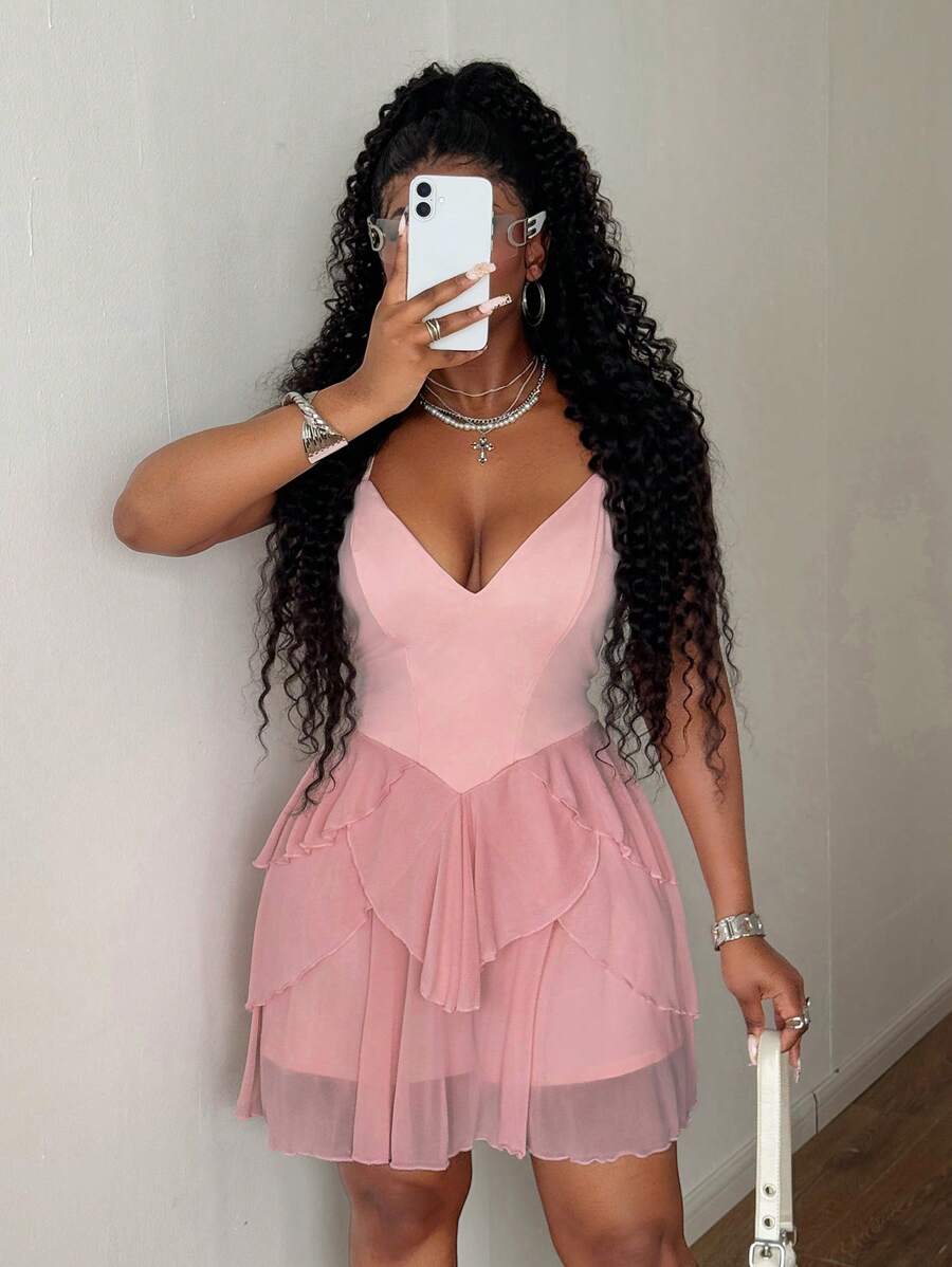 Maweii Sexy Elegant Mesh Patchwork Criss-Cross Spaghetti Strap V-Neck Plus Size Pink Romper - Pink - View 1