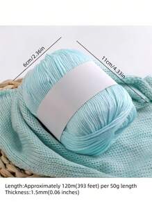 6 pièces/set (même couleur) Fil à tricoter en mélange de soie de luxe, doux. Convient pour les pulls et les écharpes. Fibres premium pour le crochet et l'artisanat. Fil en fibre de lait pour les pulls, les écharpes et les DIYs (6 pièces = 300 g)