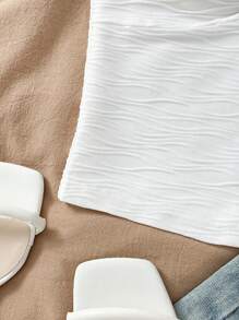 SHEIN LUNE Soleia 度假露背 V 领花卉金属扣白色针织纹理修身背心，适合度假、音乐节、波西米亚风格、节日、约会、下午茶