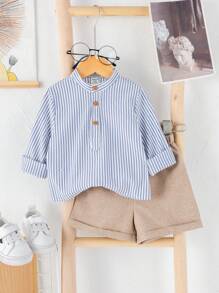 SHEIN 2 件套男婴休闲条纹长袖衬衫和短裤套装，可爱服装适合春夏季、生日派对、晚会、婚礼、婴儿洗礼、 1 岁生日庆祝活动 - 藍色 - 查看 4