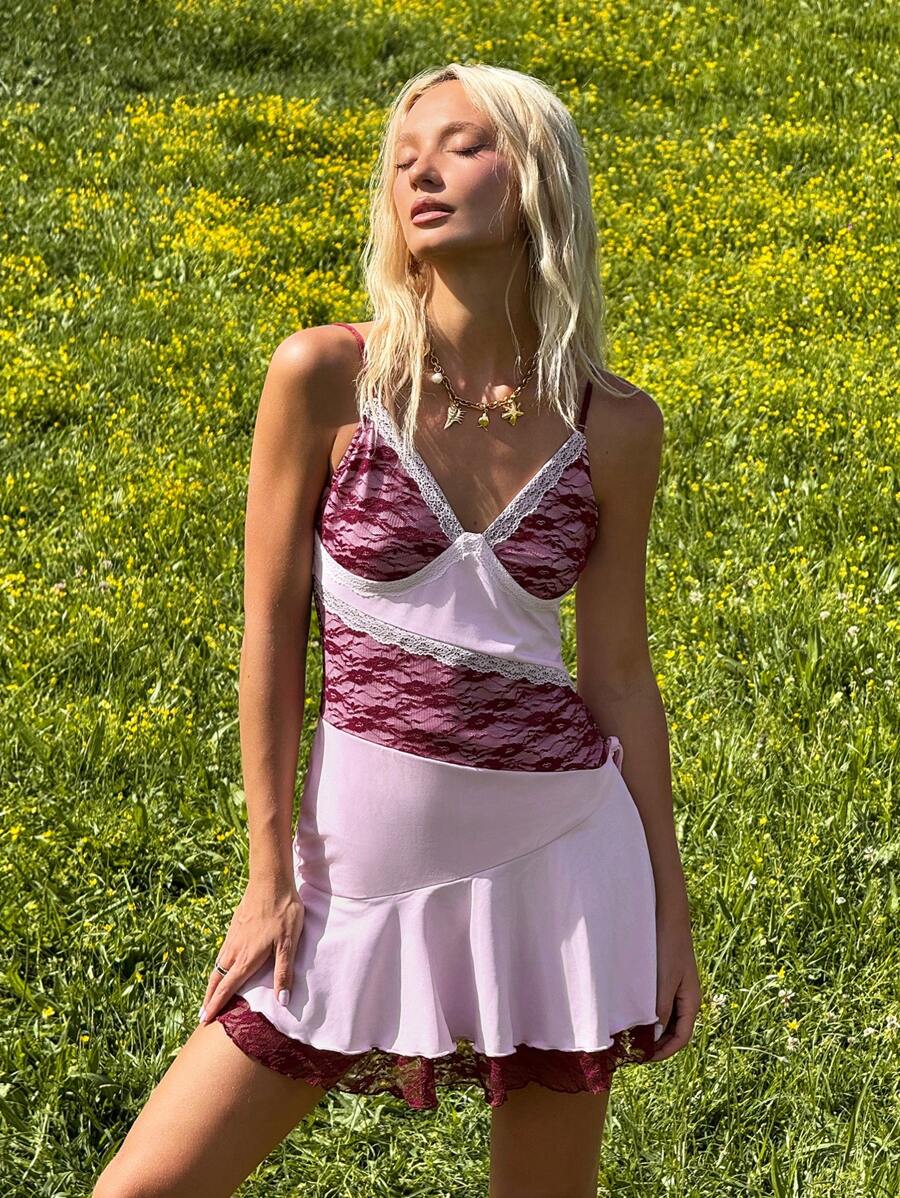 SHEIN EZwear Vestido mini asimétrico de verano con cordón, encaje y contraste de color rosa, mora y rosa para tiempo libre y vacaciones - Rosa - Ver 1