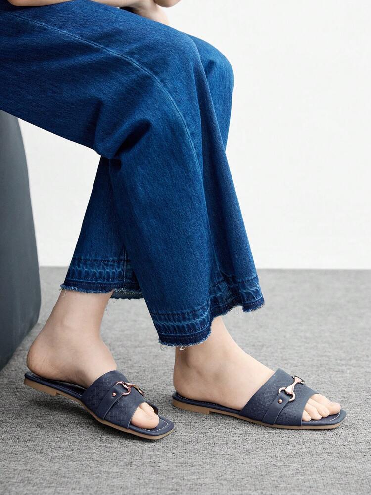 CUCCOO BIZCHIC 1 Pair Women's Square Toe Slip-On Flat Beach Style Sandals, Black PU