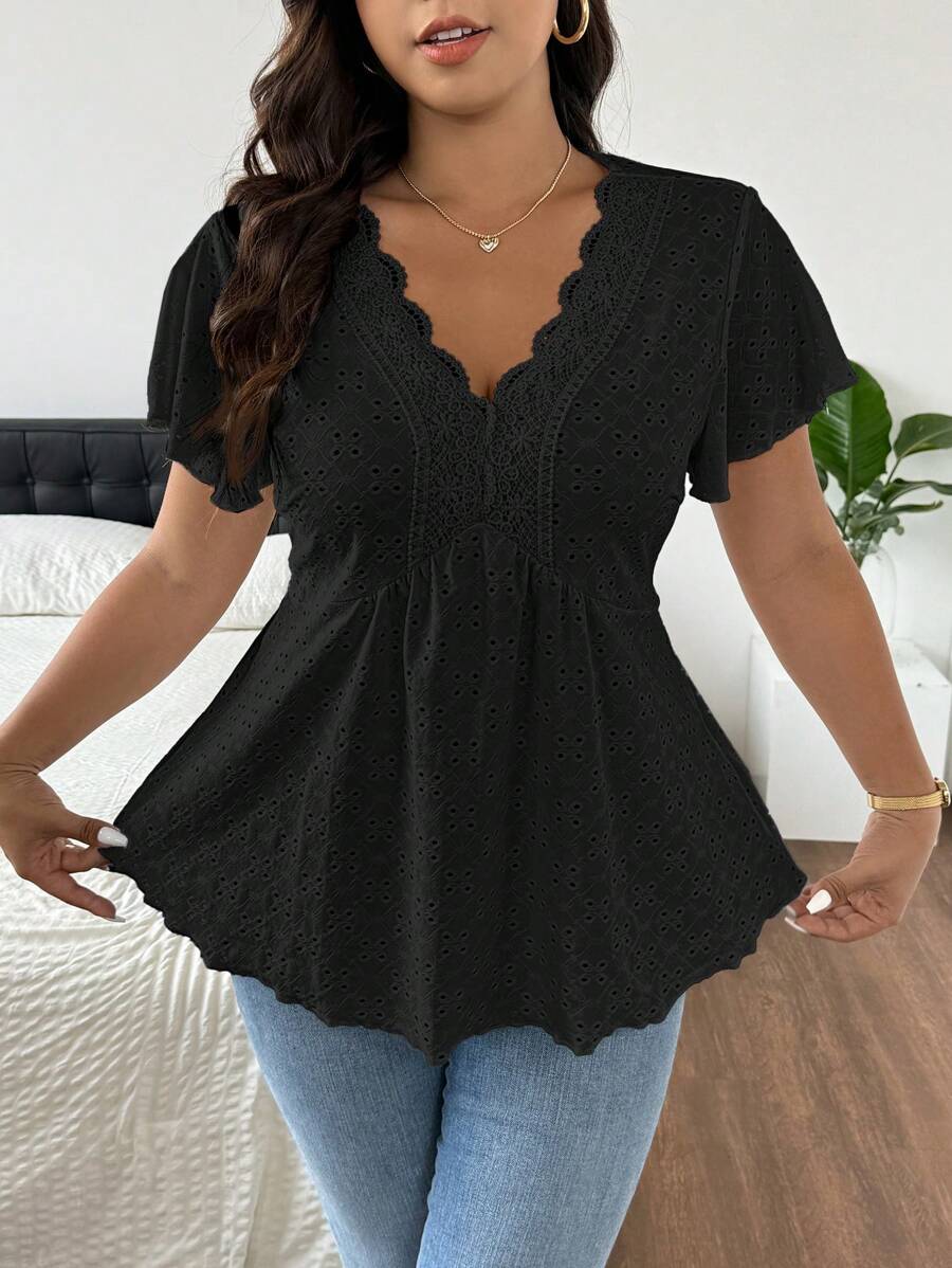 SHEIN Frenchy Áo cánh họa tiết hoa nhuộm ren cổ chữ V cỡ lớn cho nữ - màu đen - Xem 1