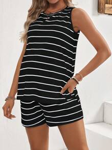 SHEIN 2pcs Maternity Ribbed Camisole And Shorts Set With Side Slit - Black - View 4