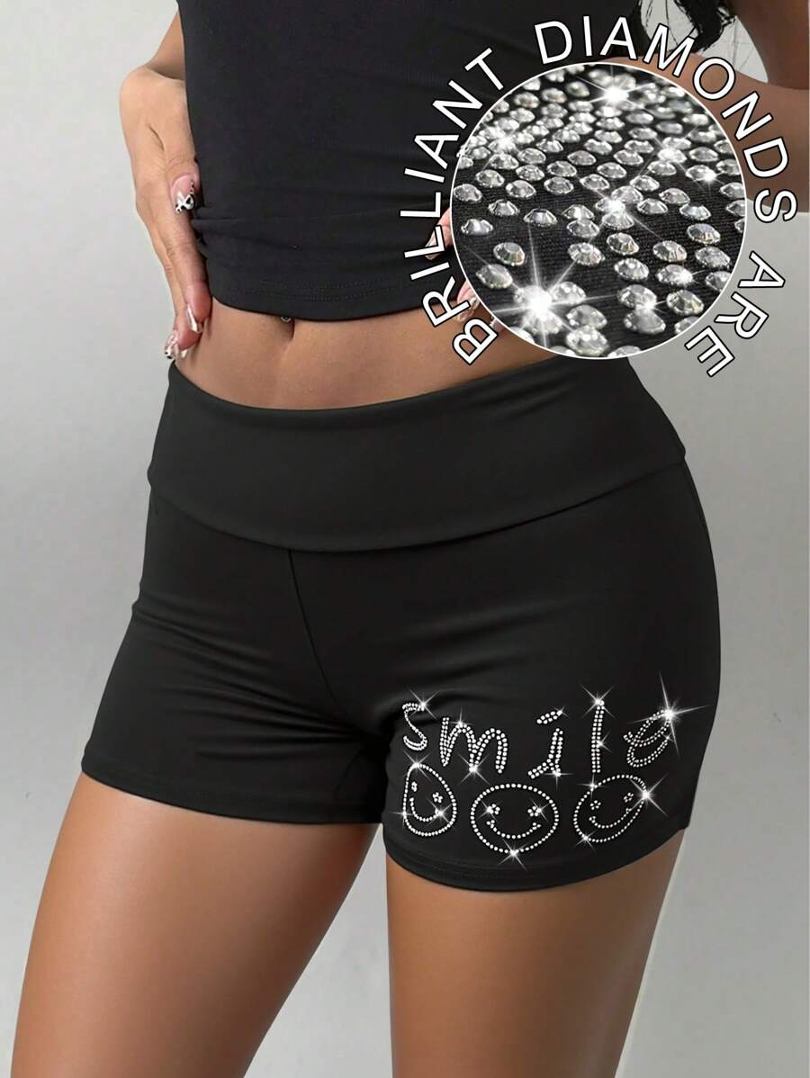 Shorts de motociclista plus size feminino com estampa de letras e strass e ajuste slim - Preto - Ver 1