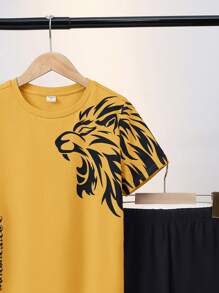 SHEIN Leap Crew Tween Boy Casual Lion Pattern Loose T-Shirt And Shorts 2 Pieces Knitted Loungewear Set, Summer - Yellow - View 3