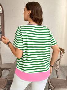 SHEIN LUNE Camisa casual de estilo europeo y americano, con rayas de contraste y decoración de bolsillo de contraste, para salidas y festivales de verano, en estilo bohemio de los 90, para mujer de talla grande