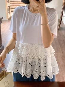 FRIFUL 女士圆领缝线下摆分层刺绣宽松休闲百搭T恤，假日 - 白色 - 查看 6