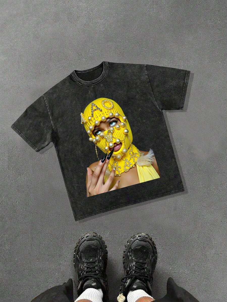 Manfinity EMRG Men's Washed Cotton T-Shirt, Fashionable For Summer - Black - View 1