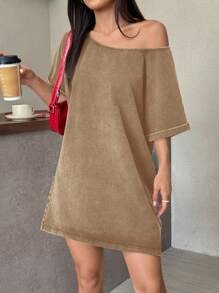 SHEIN EZwear 复古破洞不对称领口宽松T恤连衣裙，西部音乐节风格，夏季 - 卡其色 - 查看 2