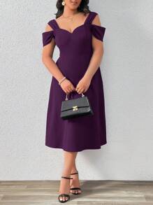 SHEIN Privé 大码女式 V 领镂空露肩浪漫法式紫色 A 字连衣裙，收腰，适合约会、聚会和春季旅行 - 紫色 - 查看 5