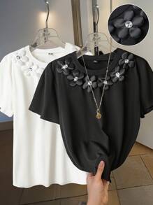 SHEIN Clasi Plus Size Women Rhinestone Flower Decor Solid Color Crew Neck Short Sleeve T-Shirt, Summer Women - Black and White - View 1