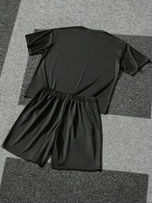 Manfinity Roghcode Men Young Street Style Portrait & Letter Print T-Shirt Set - Black - View 2