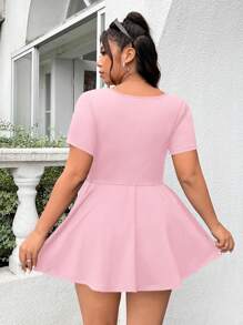 SHEIN EZwear Robe décontractée simple de couleur unie à manches courtes, coupe évasée avec volants, tissu stretch, avec poches, pour extérieur, yoga, fitness, printemps-été. grande taille, grande taille.