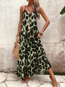 SHEIN Tall Vestido sin mangas de línea A estampado de leopardo para mujer, de uso casual y para viajes - Verde militar - Ver 3