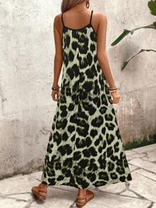 SHEIN Tall Vestido sin mangas de línea A estampado de leopardo para mujer, de uso casual y para viajes - Verde militar - Ver 2