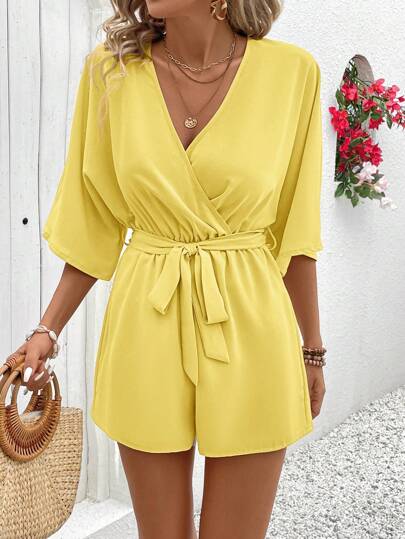 Vivid Eden 女式 V 领交叉裹身束腰花卉纹理面料休闲度假连体衣