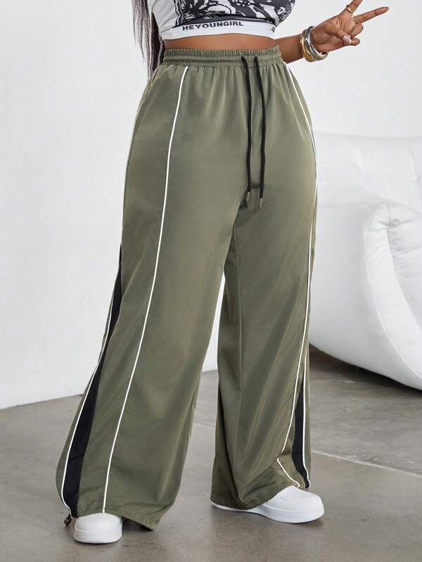 SHEIN EZwear 大码休闲宽松撞色拼接阔腿裤，休闲春季实用口袋抽绳腰带工装短裤，四季皆宜，适合春季、夏季假期、夏季穿着，蓝色系夏季、度假女性、复活节、春季、西部风、女性办公室、锐舞派对、迎婴派对、田园风、乡村女性、时尚、优雅女性、海滩、毕业典礼、度假、复活节、阳光