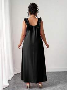 SHEIN PETITE 大码女式荷叶边方领连衣裙 - 黑色 - 查看 2