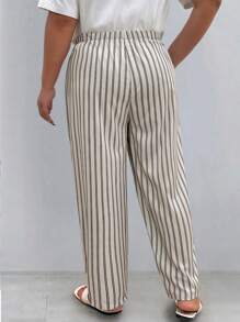 SHEIN LUNE 大码夏季条纹不对称袖口七分裤，时尚休闲舒适，条纹印花休闲日常穿着女士夏季长裤 - 彩色 - 查看 2