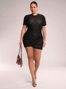SHEIN BAE Plus Size Women Black Flocked Mini Dress With Ruched Detail To Flatter Hips And Open Slit To Elongate Legs, Elastic Knit Fabric For Fitted Silhouette, Versatile Elegant Dress Suitable For Daily Wear, Commute, Outing, Date, Afternoon Tea, Vacation, Spring/Summer, Mother's Day,4th Of July,Summer Outfits For Women,Music Festival,Graduation Dresses For Wom