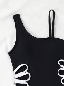 SHEIN Traje de baño de una pieza negro elegante con diseño calado de malla y falda para niñas preadolescentes, conjunto de traje de baño de dos piezas para vacaciones de niños mayores - Negro - Ver 4
