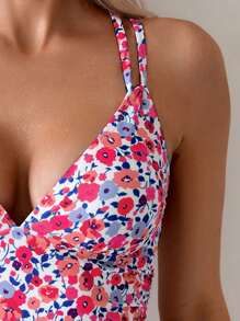 SHEIN Swim 1 pieza Traje de baño de mujer con tirantes de espagueti y estampado floral para vacaciones en la playa, con derechos de autor comprados