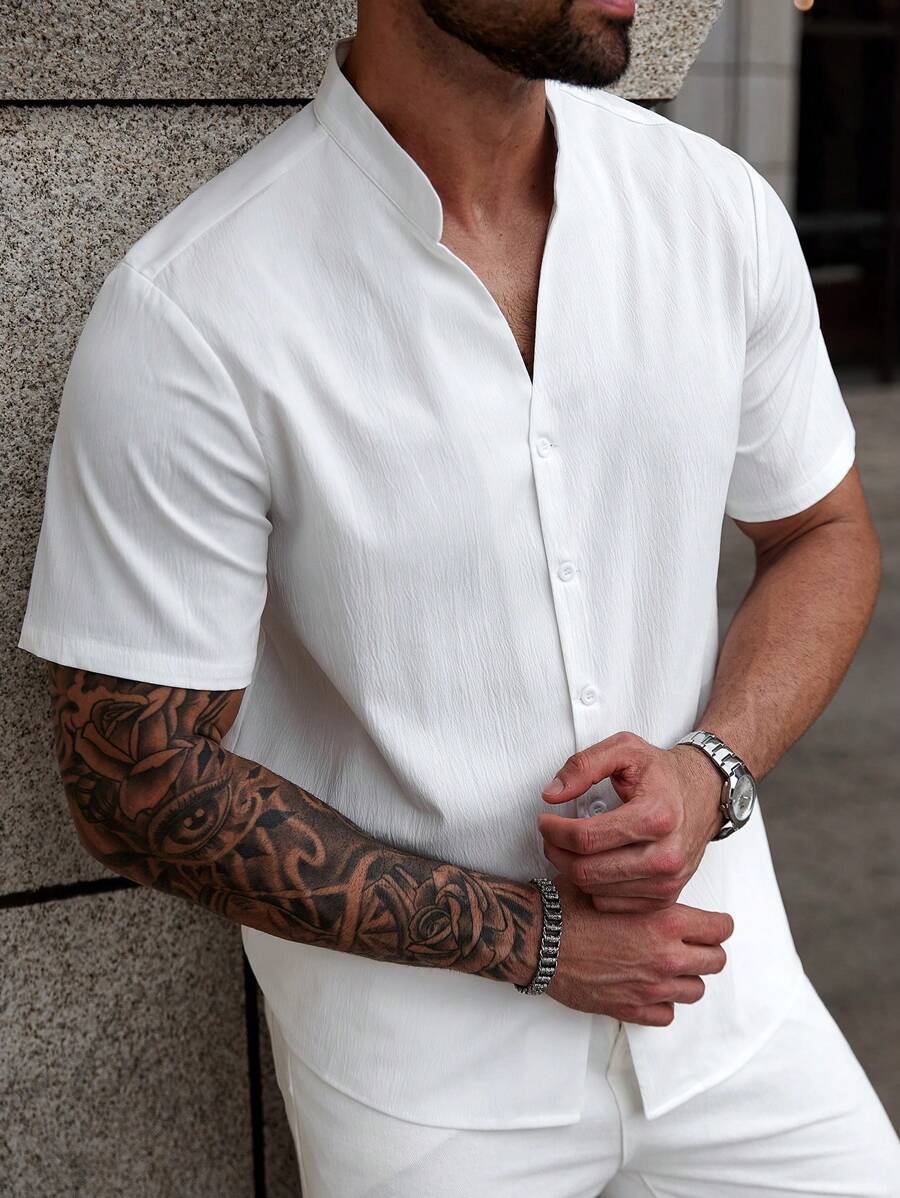 Manfinity CasualCool Camisa casual de manga corta de un solo abotonadura y unicolor para hombre de talla grande para el verano - Blanco - Ver 1