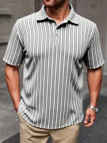 Manfinity Homme Camisa polo casual de manga corta a rayas para hombres de talla grande para el verano y el uso diario