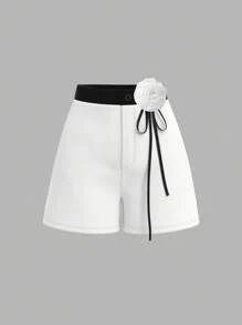 SHEIN MOD Pantaloncini da donna con vestibilità ampia, con decorazione floreale a blocchi di colori in 3D