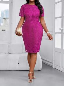 SHEIN Lady 春夏优雅通勤办公紫色蕾丝编织圆领直筒中长短袖大码连衣裙，适合办公室、音乐会、商务休闲、节日、演唱会等场合，是女士夏季服装、夏季套装和正式场合的理想之选。 - 紫色 - 查看 1